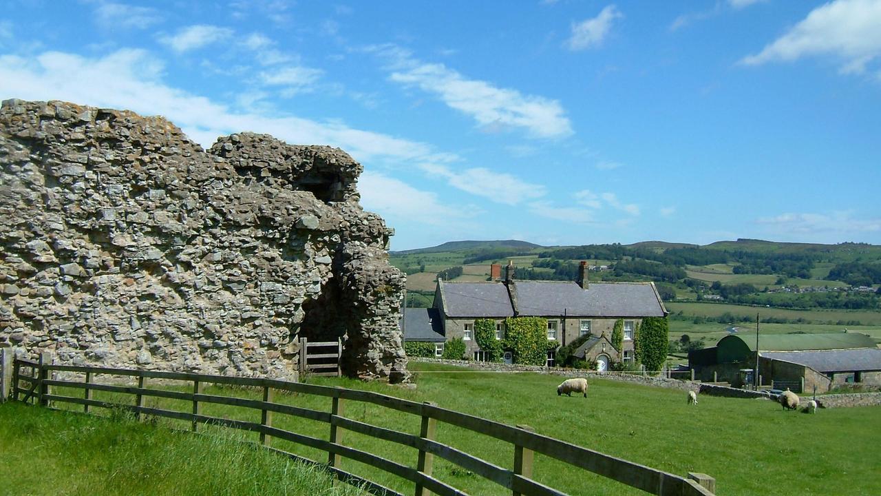 Country Getaway - Tosson Tower Farm Bed and Breakfast Rothbury Buitenkant foto